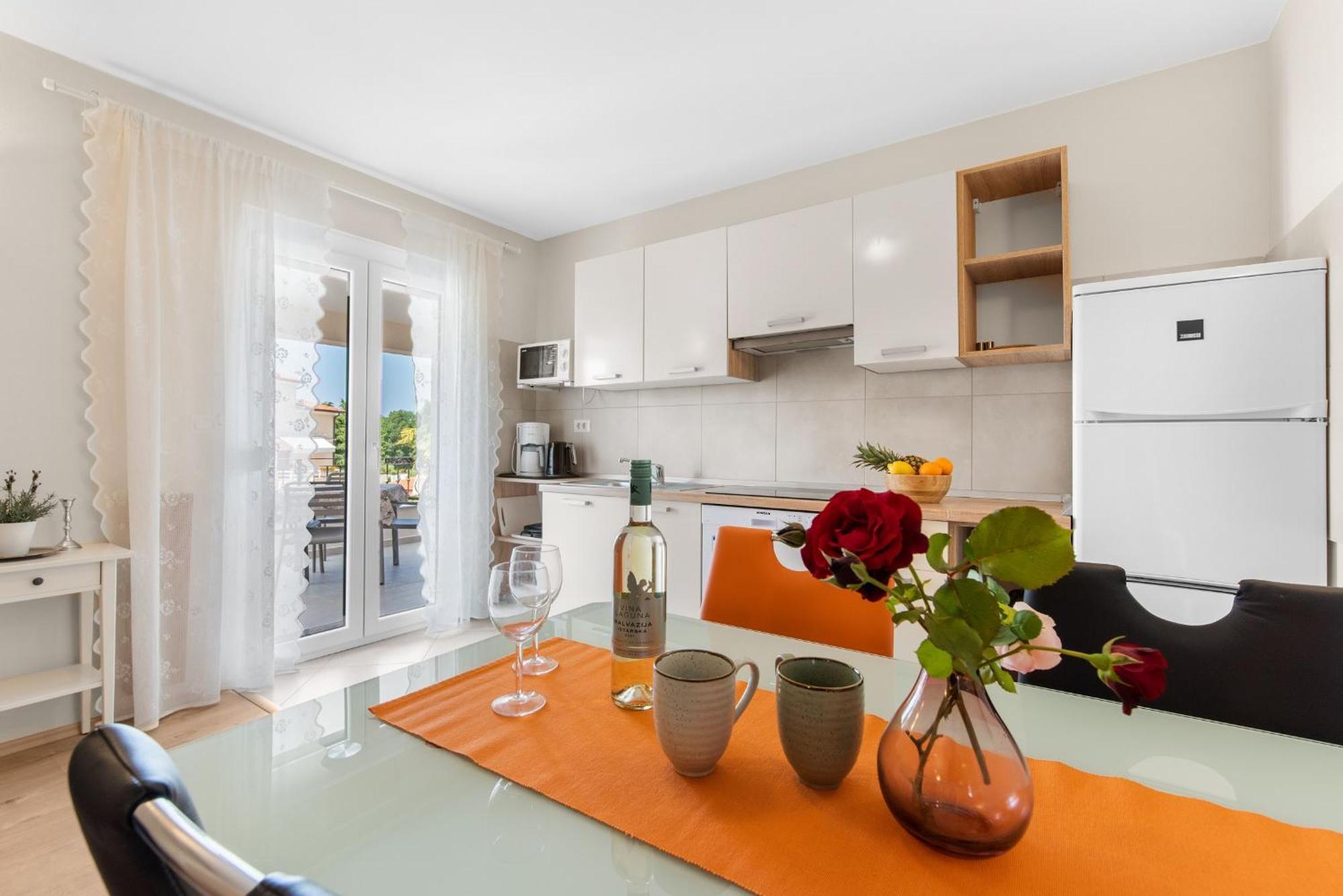 Villa Hope - Apartments With Shared Pool Poreč Quarto foto